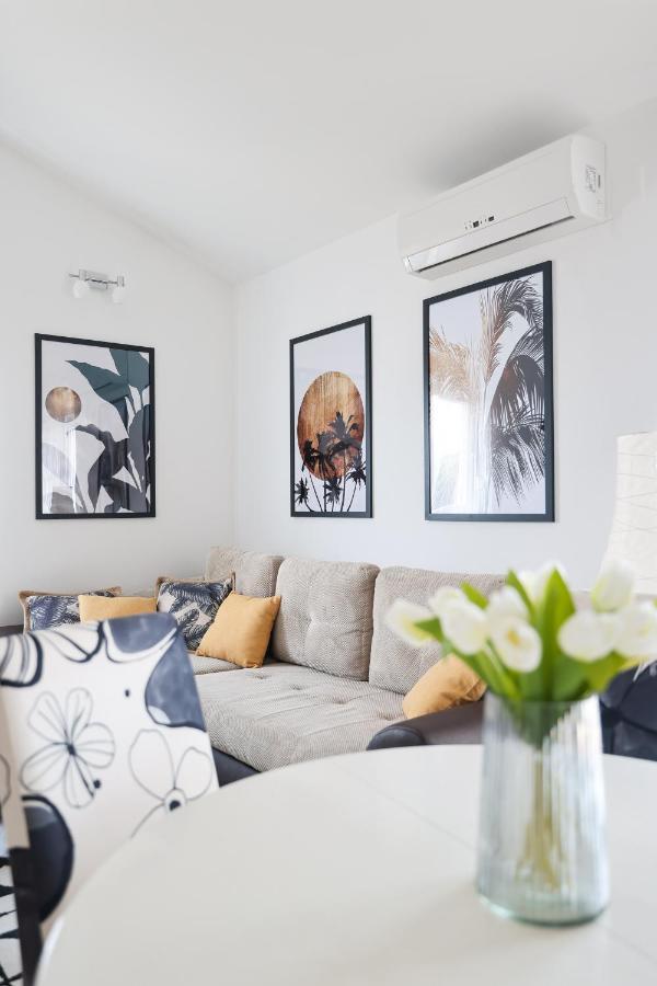 Chill 4 Real Sea View Mandre Apartment Exterior photo